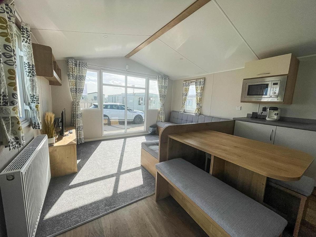 Hotel Lovely 8 Berth Caravan For Hire At Barmston Beach Holiday Park Ref 62002O Lund Esterno foto
