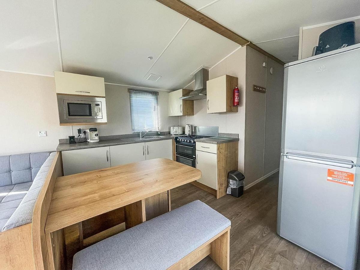 Hotel Lovely 8 Berth Caravan For Hire At Barmston Beach Holiday Park Ref 62002O Lund Esterno foto