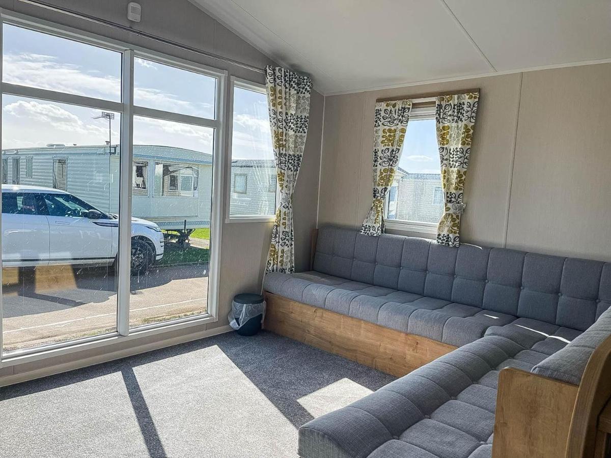 Hotel Lovely 8 Berth Caravan For Hire At Barmston Beach Holiday Park Ref 62002O Lund Esterno foto