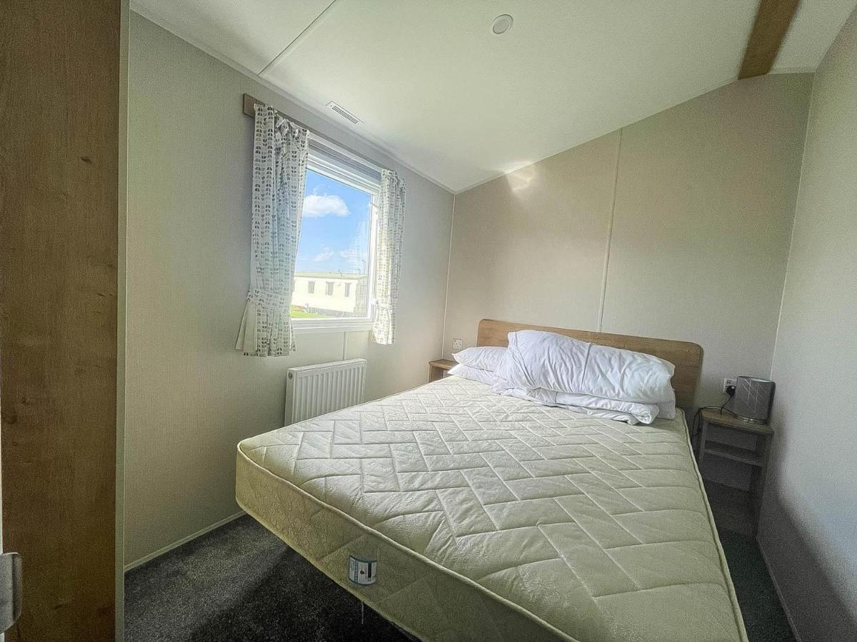 Hotel Lovely 8 Berth Caravan For Hire At Barmston Beach Holiday Park Ref 62002O Lund Esterno foto